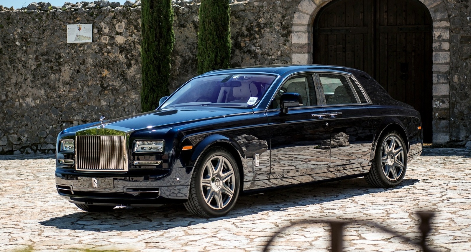 МегаОбзор. Суперзавод Rolls Royce. Часть 2 | АвтобурУм