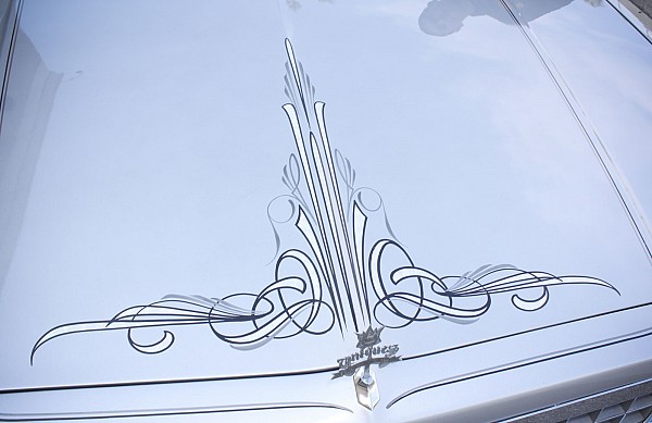 Пинстрайпинг - искусство украшать автомобиль кистью изображение 6