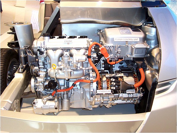 Что такое гибридный двигатель?