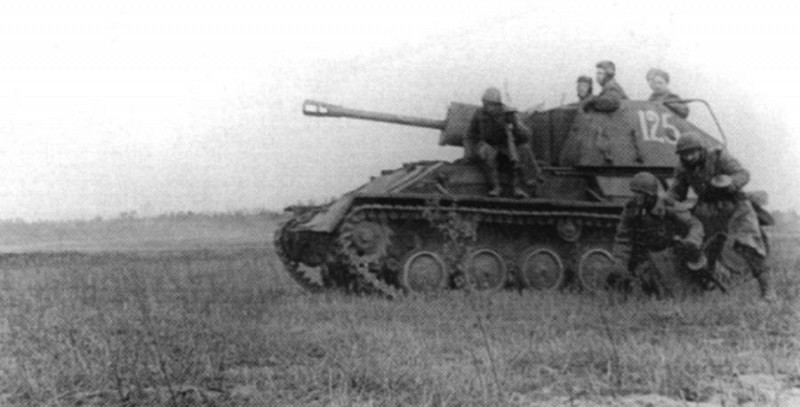 СУ-76 на поле боя