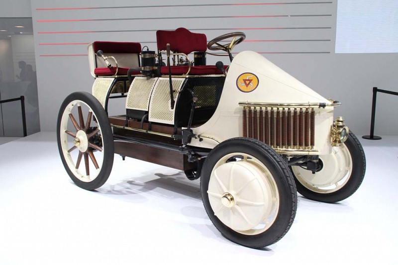 Lohner-Porsche (1900 год)