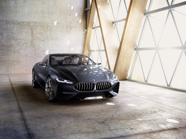 BMW 8-Series Concept видспереди. Источник картинки сайт cardesign.ru