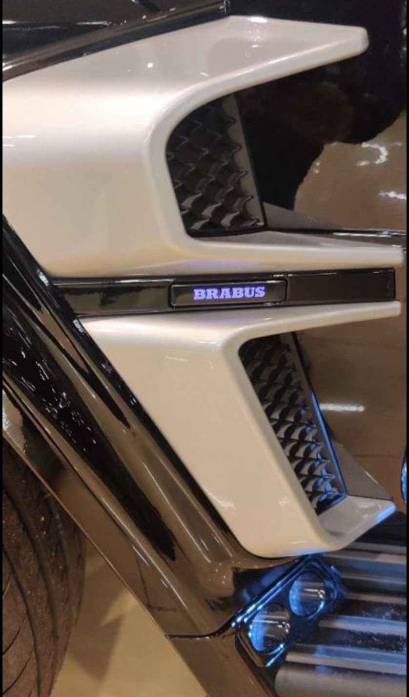 Установка жабр на G-class изображение 1