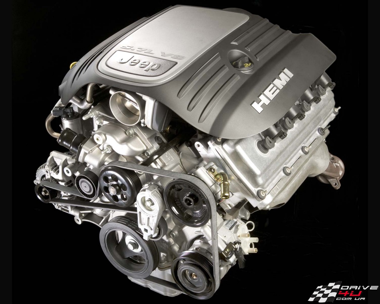 Спустя 30 лет Chrysler вновь заявил полусферичекий двигатель на своих автом...
